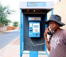 Telecom Namibia baut öffentliche Telefonzellen ab. Foto: Tanja Bause