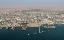 Namibia soll SADC-Vertriebszentrum werden. Foto: Hafenanlagen von Walvis Bay