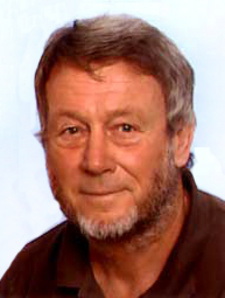 Dr. Rainer D. K. Bruchmann ist ein ehemaliger Wirtschaftsdelegierter und Autor.