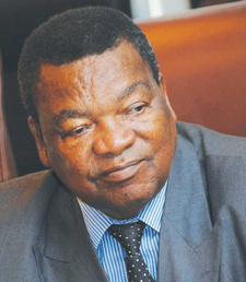 Phillemon Moongo (1943-2015) war ein namibischer Politiker und Vizepräsident der Oppositionspartei Democratic Turnhalle Alliance (DTA).