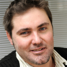 Rob Rose ist ein südafrikanischer Wirtschaftsjournalist der Sunday Times.