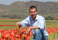 Charles Barnhoorn ist ein südafrikanischer Blumenzüchter und Autor.