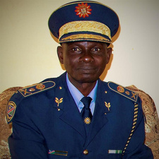 Commissioner und Zambezi Regional Commander Liwakala Boniface Mukendwa (1957-2017) ist am 05.02.2017 in seinem Haus in Boma Location, Katima Mulio (Nordnamibia), verstorben.