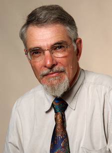 Der in Namibia geborene Dr. Robert J. Gordon ist Professor für Anthropologie.