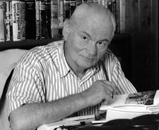 Heinz G. Konsalik (1921-1999) war der meistgelesene deutsche Schriftsteller seiner Zeit.