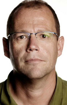 Jesper Strudsholm ist ein dänischer Journalist und Autor in Südafrika.