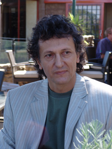 Mihail 'Misho' Mihaylov ist ein in Namibia lebender bulgarischer Schriftsteller.