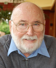 Heinz Krikkis (1933-2015) war ein mit Namibia verbundener deutscher Journalist und Reiseleiter.