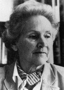 Dr. rer. pol. Marion Gräfin Dönhoff (1909-2002) war eine bedeutende Pulizistin, Herausgeberin der Zeitschrift Die Zeit und Autorin.