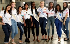 Namibia: Miss High School 2017. Die Finalistinnen des Schönheitswettbewerbs.