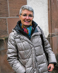 Barbara Korff ist eine deutsche Lehrerin im Ruhestand und sammelt seit 1993 Spenden gegen die Kinderarmut in Namibia. © Thorsten Mühl