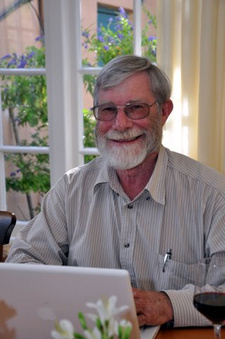 David Biggs ist ein südafrikanischer Autor, Fachmann und Juror für  Weine Südafrikas.