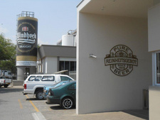 Namibia Breweries Limited durch Deutsche Landwirtschafts-Gesellschaft (DLG) ausgezeichnet. Foto: Stefan Fischer