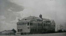 Städtische Realschule mit Grundschule in Swakopmund von 1913.