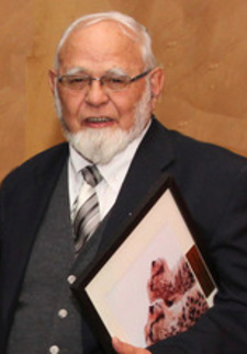 Dr. Willem J. Jankowitz ist ein namibischer Botaniker und Hochschullehrer.