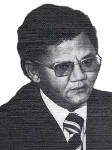 Dr. theol. Johannes Lukas de Vries (1939-2001) war der erste nichtweiße Präses der Evangelisch-Lutherische Kirche in Südwestafrika (ELK/SWA).