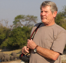 Der Südafrikaner Gerald Hinde ist ein Naturfotograf und Autor.