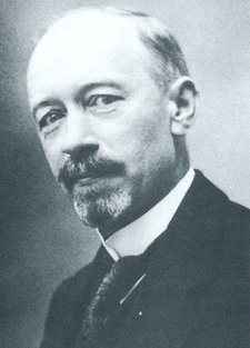 Der Geheime Regierungsrat Dr. Oskar Hintrager war ein deutscher Verwaltungsbeamter und Vertreter dreier Gouverneure in Deutsch-Südwestafrika und Autor. (Aufnahme von 1920)