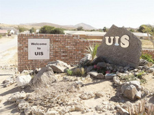 Amtsschimmel gedeiht in Namibia prächtig. Diese in Eigeninitiative entstandene Anlage in Uis soll aus fadenscheinigen Gründen abgerissen werde