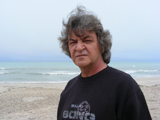 Giselher Werner Hoffmann (1958-2016) war ein deutschstämmiger Berufsjäger und Schriftsteller in Namibia.