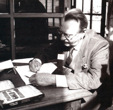 Prof. Dr. Eberhard W. Machens (1929-2018) war ein deutscher Geologe und Biograph Dr. Hans Merenskys.