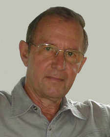 Helmut Bistri ist ein in Namibia lebender deutscher Oberstleutnant a.D. und Vizepräsident der Namibia Wissenschaftlichen Gesellschaft.