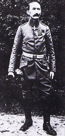 Richard Kandt (1867-1918) war ein deutscher Mediziner, Afrikaforscher und kaiserlicher Resident von Ruanda. Foto undatiert, vermutlich nach 1914.