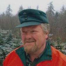 Heinz Adam ist ein pensionierter deutscher Forstwirt, Jäger und Jagdautor.
