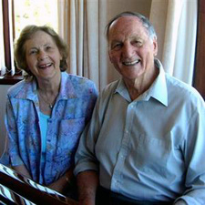 Professor Christian Engelbertus Lamprecht ist ein südafrikanischer Komponist und Organist. Hier mit seiner Frau Elza Lamprecht.