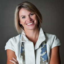 Steffi Kordy ist eine in den USA ansässige deutsche Unternehmerin und Reiseführerautorin.