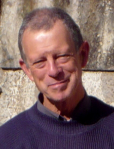 Der irische Historiker Sean Morrow ist außerordentlicher Professor für Geschichte an der University of Fort Hare in Alice, Südafrika.