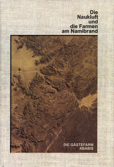 Die Naukluft und die Farmen am Namibrand. Die Gästefarm Ababis, von Wolfgang Tuschmann. Verlag Schreibwerkstatt Probeer. Windhoek, Namibia 2002. ISBN 9991663118 / ISBN 99916-63-11-8