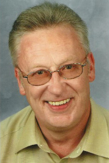 Heinz F. Brünjes, Jahrgang 1954, stammt aus Elbersdorf bei Bremervörde und ist Jäger und Autor.