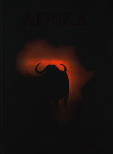 Themenband Afrika (Jagdzeit International), von Bernd Kamphuis et al. Neumann-Neudamm, Melsungen, 2015. ISBN 9783788815813 / ISBN 978-3-7888-1581-3